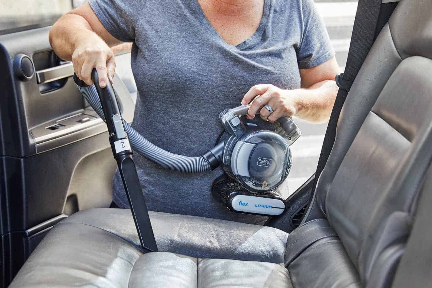 Portable car vacuum cleaner for vehicle cleaning, handheld Black & Decker vacuum.
