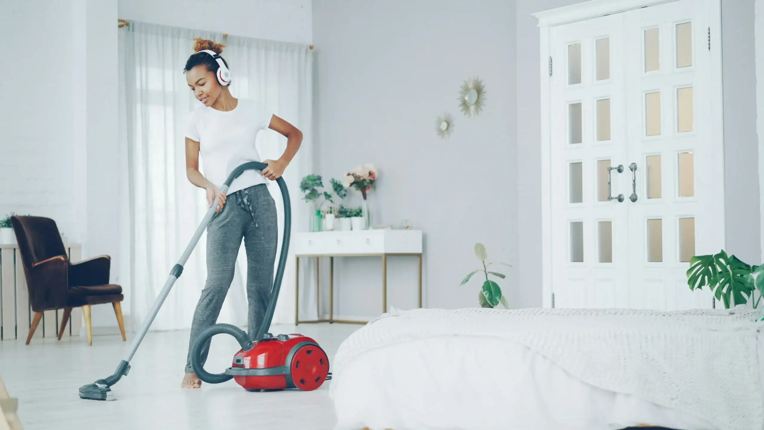 Car vacuum cleaner for quick cleaning.